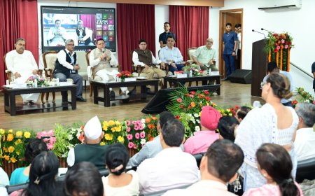 देहरादून साइंस सिटी: मुख्यमंत्री धामी ने किया निर्माण कार्यों का निरीक्षण, विज्ञान का राष्ट्रीय केंद्र बनेगा