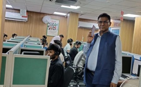 रात के 12 बजे UPCL उपभोक्ता शिकायत कॉल सेंटर का निरीक्षण, प्रबंध निदेशक पी.सी. ध्यानी ने उठाए सवाल
