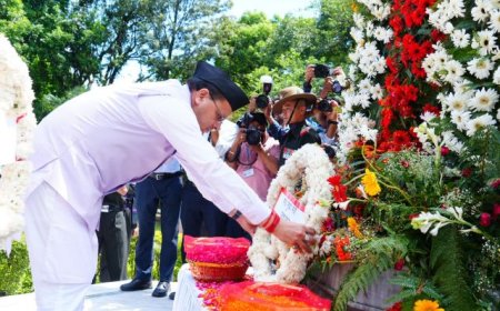 मुख्यमंत्री पुष्कर सिंह धामी ने कारगिल विजय दिवस पर शहीद स्मारक पर श्रद्धांजलि अर्पित की