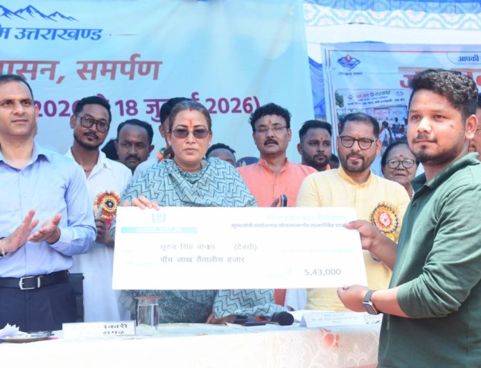पिथौरागढ़ में मंत्री रेखा आर्या का जोर, हर नागरिक तक पहुंचेगा विकास का लाभ