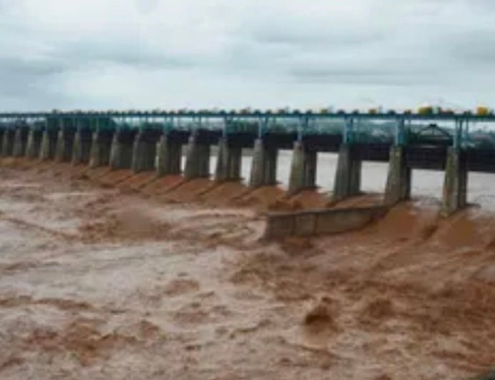 जम्मू-कश्मीर में मानसून की विनाशलीला, 25 लोगों की मौत; वैष्णो देवी और अमरनाथ यात्रा रद्द