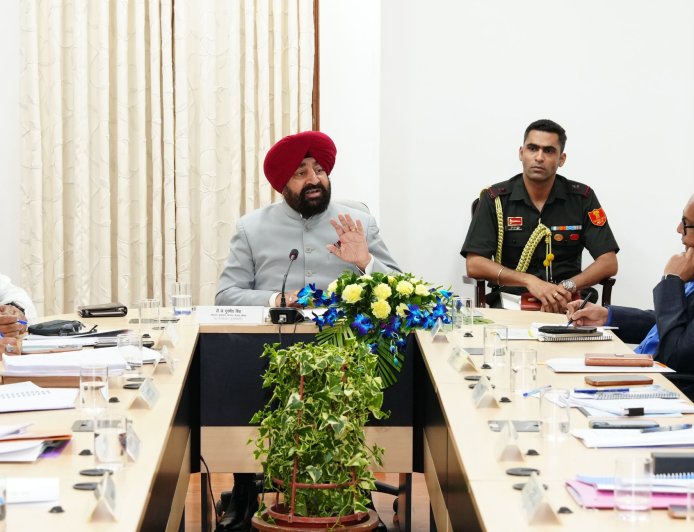 राज्यपाल गुरमीत सिंह ने राजकीय विश्वविद्यालयों की उच्चस्तरीय समीक्षा की, शिक्षा में गुणवत्ता और छात्र केन्द्रितता पर दिया बल