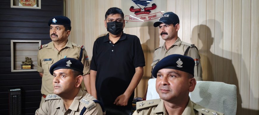देहरादून में गिरफ्तार हुआ फर्जी IPS, पूर्व मुख्य सचिव का पुत्र оказался ठग