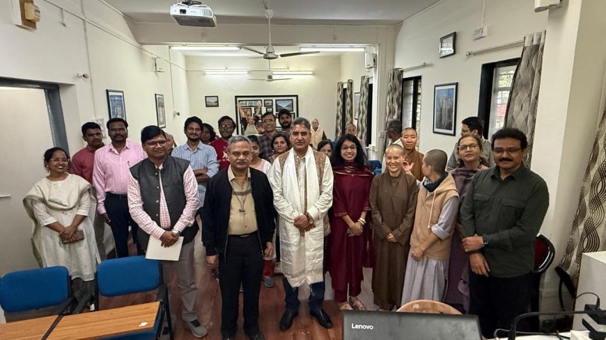 संस्कृत भाषा के वैश्विक प्रचार में उत्तराखंड शासन की नई पहल, सचिव दीपक कुमार ने पुणे विश्वविद्यालय में किया मंथन