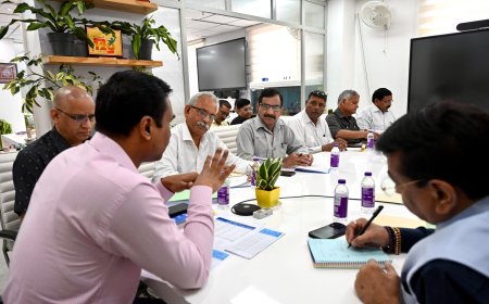उत्तराखंड में SIR प्रक्रिया पर राजनीतिक दलों के साथ बैठक, 15 लाख नोटिसों की सुनवाई पूरी