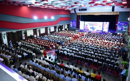 ‘मेरे सपनों का उत्तराखंड’: सीएम पुष्कर सिंह धामी का युवा विद्यार्थियों से संवाद, भविष्य की दिशा तय करने में नवाचार की भूमिका