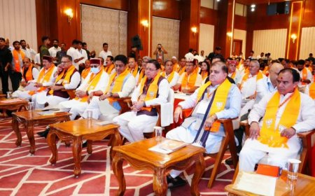 मुख्यमंत्री पुष्कर सिंह धामी ने कुंवावाला में सुना प्रधानमंत्री के मन की बात कार्यक्रम का 137वां संस्करण