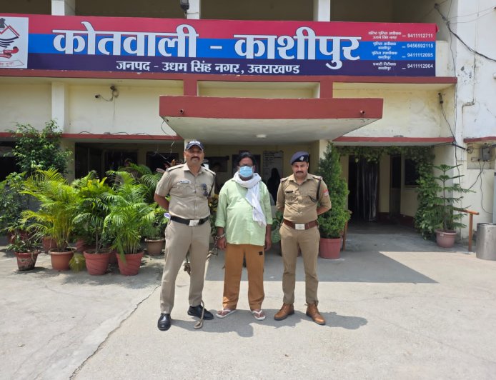 काशीपुर पुलिस का ऑपरेशन प्रहार: 8 साल से फरार वारंटी की गिरफ्तारी में सफलता