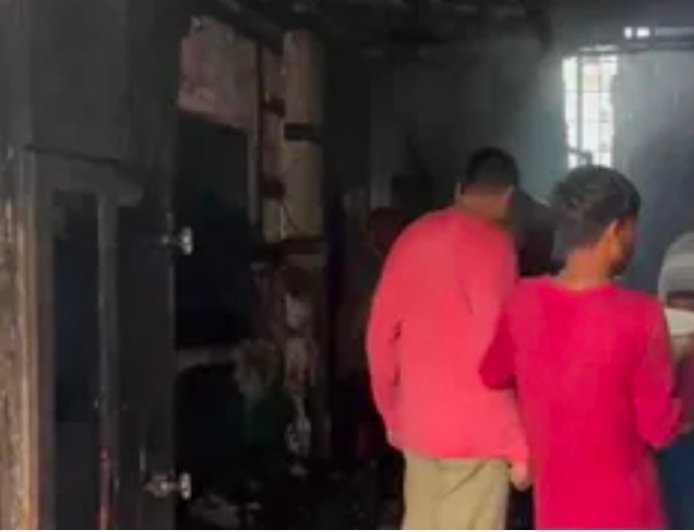 तारापीठ होटल में भीषण अग्निकांड, सात तीर्थयात्रियों की जान गई, कई लोग घायल