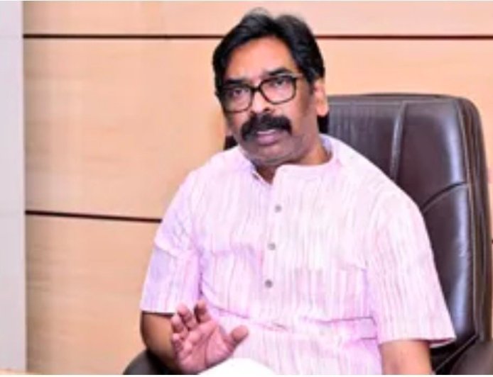 झारखंड सरकार ने 44 भर्ती परीक्षाएं रद की, छात्रों के आंदोलन के बाद लिया बदलाव