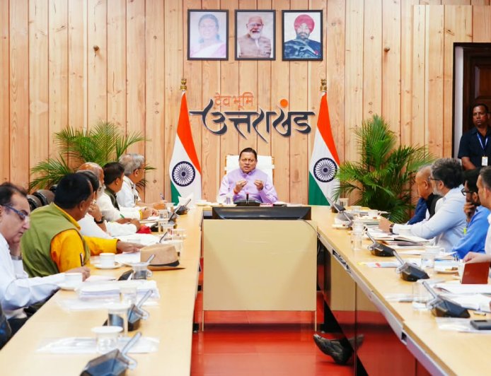 रिवर्स पलायन को बढ़ावा देने के लिए योजनाओं का प्रभावी क्रियान्वयन - सीएम धामी के निर्देश