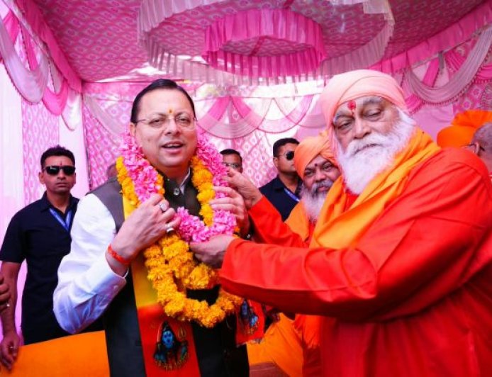 मुख्यमंत्री पुष्कर सिंह धामी की पूजा-अर्चना, प्रदेश के सुख-समृद्धि और खुशहाली की कामना