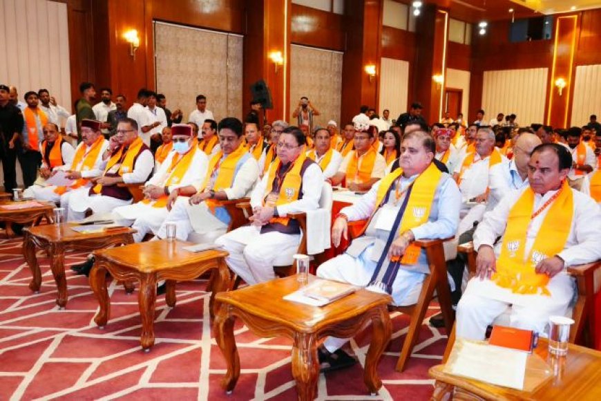 मुख्यमंत्री पुष्कर सिंह धामी ने कुंवावाला में सुना प्रधानमंत्री के मन की बात कार्यक्रम का 137वां संस्करण