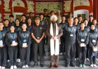 लेह-लद्दाख के विद्यार्थियों ने की राज्यपाल लेफ्टिनेंट जनरल गुरमीत सिंह से मुलाकात, कहा- “तिरंगा हम सभी को जोड़ता है”