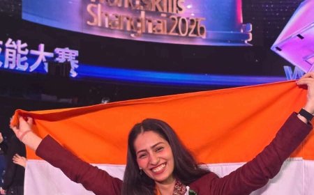 विश्व कौशल प्रतियोगिता में भारत का शानदार प्रदर्शन, चिन्यालीसौड़ की रिटेल सेल्स में सानिया जोशी ने देश के लिए जीता सिल्वर