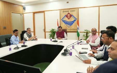 ग्लेशियर झीलों की निगरानी को मिली नई तकनीकी ताकत: चमोली के वसुंधरा ताल में स्थापित होगा उत्तराखण्ड का पहला अर्ली वार्निंग सिस्टम