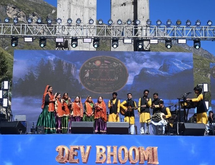 बदरीनाथ धाम में दो दिवसीय देवभूमि सांस्कृतिक महोत्सव शुरू हुआ