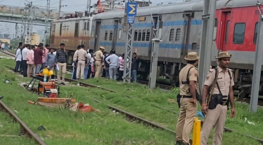 बड़ा रेल हादसा टला, महानंदा एक्सप्रेस के तीन हिस्से पटरी से उतरे