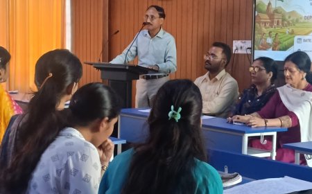 पीएनजी कॉलेज रामनगर में ‘मेरे सपनों का भारत, विकसित भारत 2047’ पर संगोष्ठी का आयोजन