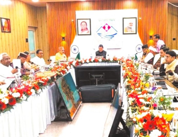चंपावत के बनबसा में धामी कैबिनेट की बैठक, दो दर्जन महत्वपूर्ण निर्णय लिए गए